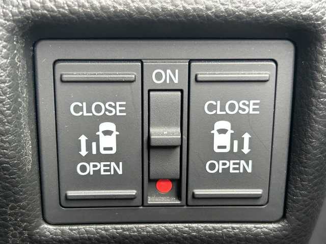 ホンダ Ｎ ＢＯＸ カスタム L ターボ 道央・札幌 2021(令3)年 2.8万km プラチナホワイトパール ・4WD/・ワンオーナー/・純正Gathersインターナビ/（AM/FM/CD/DVD/BT/USB/TV/SD）/・レーダークルーズ/・レーンキープ/・衝突被害軽減システム/・横滑り防止/・ステアリングスイッチ/・ハーフレザーシート/・両側パワースライドドア/・前後ドライブレコーダー/・ETC/・アイドリングストップ/・オートライト/・フォグランプ/・ヘッドライトレベライザー/・プッシュスタート/・電動格納ミラー/・サイドサンシェード/・純正エンジンスターター/・シートヒーター/・ドアバイザー/・ウィンカーミラー/・純正フロアマット/・パドルシフト/・積込純正14インチAW付冬タイヤ