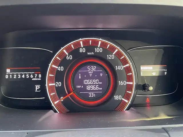 ホンダ オデッセイ アブソルート 三重県 2014(平26)年 10.7万km プレミアムヴィーナスブラックP (株)IDOMが運営する【じしゃロン四日市店】の自社ローン専用車両になります。こちらは現金またはオートローンご利用時の価格です。自社ローンご希望の方は別途その旨お申付け下さい/純正HDDナビ（CD/DVD/BT/AM/FM）/フルセグTV/両側パワースライドドア/ETC/全方位カメラ/エンジンスタートボタン/スマートキー/パドルシフト/LEDヘッドライト