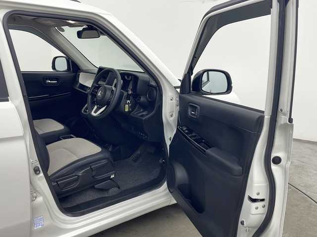 ホンダ Ｎ ＯＮＥ オリジナル 秋田県 2021(令3)年 2.1万km プラチナホワイトパール ４WD/社外AW/前席シートヒーター/クリアランスソナー/車線逸脱警報/リアデアイサー/横滑り防止装置/盗難防止装置/衝突被害軽減システム/後方コーナーセンサー/カーテンエアバック/オートライト/オートマチックハイビーム/スマートキー/スペアキー
