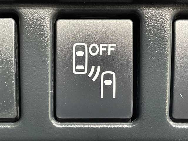 スバル フォレスター X－ブレイク 神奈川県 2019(令1)年 3.7万km クリスタルホワイトP アイサイト/純正8型ナビ/・BT/フルセグTV/CD/DVD/SD/USB/バック/サイド/フロントカメラ/ハーフレザーシート/パワーシート(D/N)/シートヒータ-(D/N)/電動サイドブレーキ/オートブレーキホールド/スマートキー/プッシュスタートボタン/ETC/デジタルインナーミラー/アイドリングストップ機能/SRH/革巻きステアリング/ステアリングスイッチ/パドルシフト/Autoライト/ステアリングヒーター/LEDヘッドライト/フォグランプ/電動格納ミラー/ウィンカーミラー/SNOW/MUDモード/ルーフレール/純正フロアマット/純正ドアバイザー/純正17インチアルミホイール