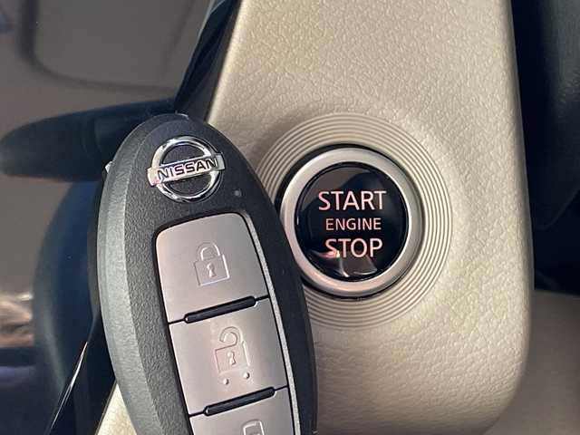 日産 ルークス X 愛知県 2022(令4)年 2.5万km スパークリングレッドM 純正ディズプレイオーディオ　ナビ機能なし/Bluetooth/ドライブレコーダー/全方位カメラ/片側パワースライド/バックカメラ/スマートキー/プッシュスタート/純正フロアマット