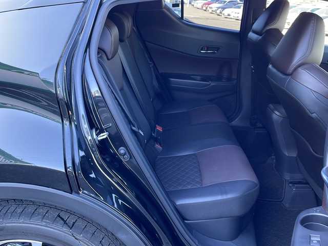 トヨタ Ｃ－ＨＲ G 徳島県 2018(平30)年 2.2万km ブラックマイカ 純正7型SDナビNSZT-W68T/（DISC/ラジオ/SD/BT/フルセグ）/バックカメラ/追従式クルーズコントロール/ブラインドスポットモニター/オートブレーキホールド/モデリスタエアロ/コーナーセンサ/LEDヘッドライト/純正18AW/ハーフレザーシート/前席シートヒーター/ナノイー/フォグライト/電動格納ミラー/ドアバイザー