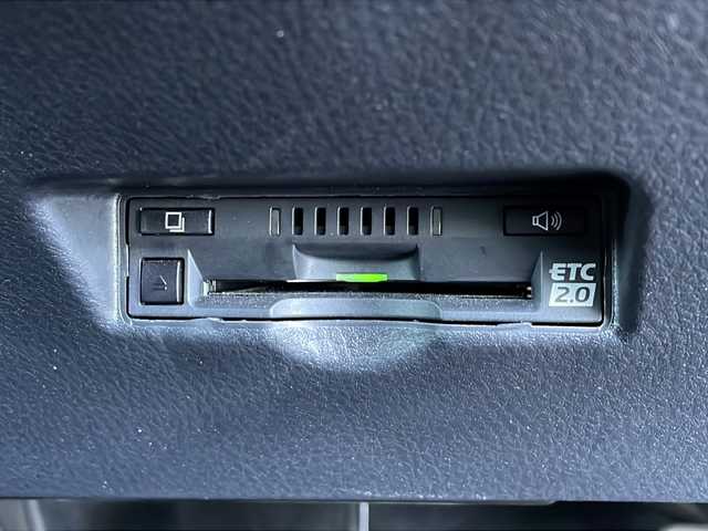 トヨタ Ｃ－ＨＲ G 徳島県 2018(平30)年 2.2万km ブラックマイカ 純正7型SDナビNSZT-W68T/（DISC/ラジオ/SD/BT/フルセグ）/バックカメラ/追従式クルーズコントロール/ブラインドスポットモニター/オートブレーキホールド/モデリスタエアロ/コーナーセンサ/LEDヘッドライト/純正18AW/ハーフレザーシート/前席シートヒーター/ナノイー/フォグライト/電動格納ミラー/ドアバイザー