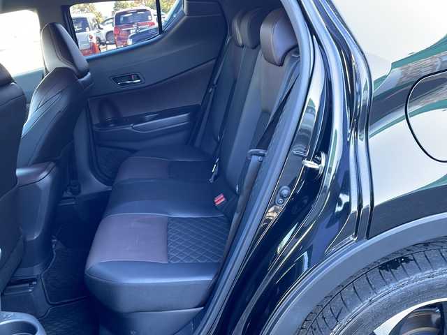 トヨタ Ｃ－ＨＲ G 徳島県 2018(平30)年 2.2万km ブラックマイカ 純正7型SDナビNSZT-W68T/（DISC/ラジオ/SD/BT/フルセグ）/バックカメラ/追従式クルーズコントロール/ブラインドスポットモニター/オートブレーキホールド/モデリスタエアロ/コーナーセンサ/LEDヘッドライト/純正18AW/ハーフレザーシート/前席シートヒーター/ナノイー/フォグライト/電動格納ミラー/ドアバイザー