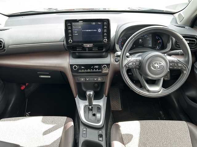 トヨタ ヤリスクロス Z 山形県 2020(令2)年 4.2万km ブラックマイカ 純正ナビ/（AM/FM/Ｂｌｕｅｔｏｏｔｈ）/トヨタセーフティセンス/バックカメラカメラ/シートヒーター/ハーフレザー/オートハイビーム/レーダークルーズコントロール/電動パーキング/プッシュスタート/オートエアコン/ＵＳＢ/ETC/LEDヘッドライト/18インチアルミホイール