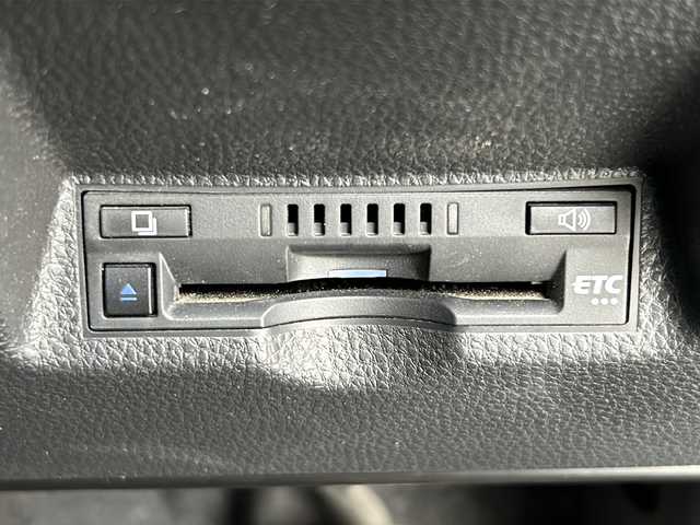 トヨタ ヤリスクロス Z 山形県 2020(令2)年 4.2万km ブラックマイカ 純正ナビ/（AM/FM/Ｂｌｕｅｔｏｏｔｈ）/トヨタセーフティセンス/バックカメラカメラ/シートヒーター/ハーフレザー/オートハイビーム/レーダークルーズコントロール/電動パーキング/プッシュスタート/オートエアコン/ＵＳＢ/ETC/LEDヘッドライト/18インチアルミホイール