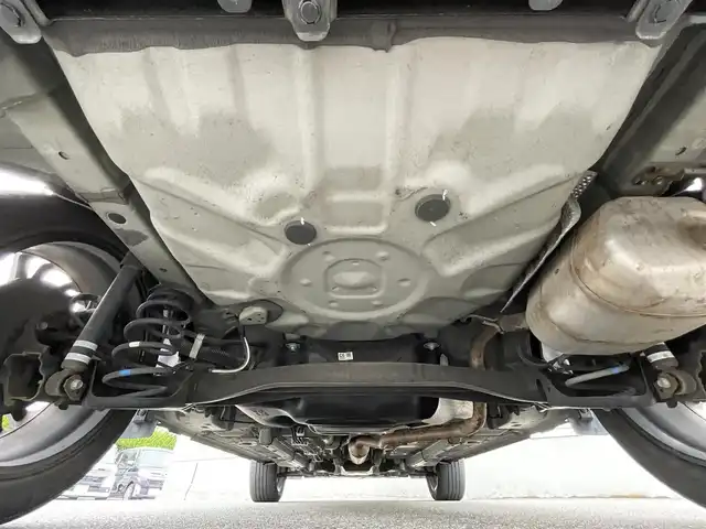 トヨタ ヤリスクロス Z 山形県 2020(令2)年 4.2万km ブラックマイカ 純正ナビ/（AM/FM/Ｂｌｕｅｔｏｏｔｈ）/トヨタセーフティセンス/バックカメラカメラ/シートヒーター/ハーフレザー/オートハイビーム/レーダークルーズコントロール/電動パーキング/プッシュスタート/オートエアコン/ＵＳＢ/ETC/LEDヘッドライト/18インチアルミホイール