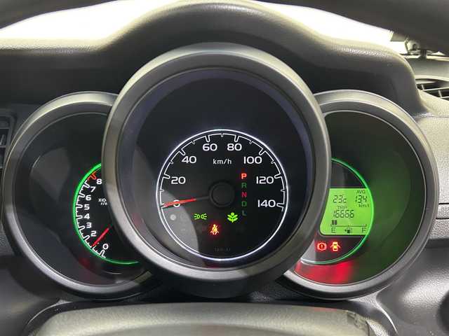 ホンダ Ｎ ＢＯＸ G Lパッケージ 愛媛県 2015(平27)年 3.5万km プレミアムホワイトパールⅡ 純正メモリナビ/(AM/FM/CD/DVD/ワンセグテレビ)/バックカメラ/片側パワースライドドア/ステアリングスイッチ/ヘッドライトレベライザー/ECONスイッチ/ステアリングスイッチ/ベンチシート/チップアップシート/アイドリングストップ/ウィンカーミラー/ドアバイザー/プッシュスタート/ETC/スペアキー/取扱説明書、保証書
