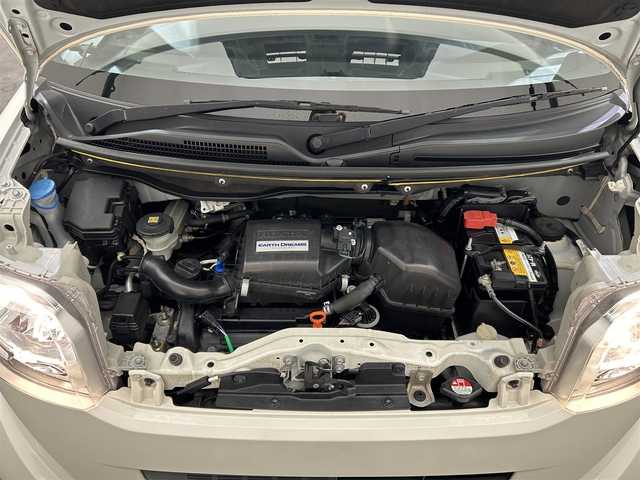 ホンダ Ｎ ＢＯＸ G Lパッケージ 愛媛県 2015(平27)年 3.5万km プレミアムホワイトパールⅡ 純正メモリナビ/(AM/FM/CD/DVD/ワンセグテレビ)/バックカメラ/片側パワースライドドア/ステアリングスイッチ/ヘッドライトレベライザー/ECONスイッチ/ステアリングスイッチ/ベンチシート/チップアップシート/アイドリングストップ/ウィンカーミラー/ドアバイザー/プッシュスタート/ETC/スペアキー/取扱説明書、保証書