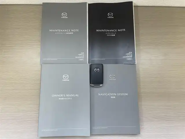 マツダ マツダ３ファストバック 15S ツーリング 愛知県 2020(令2)年 1.7万km ディープクリスタルブルーマイカ /禁煙車//前後ドライブレコーダー//アラウンドビューモニター//バック/サイド/フロント/全周囲カメラ//純正メーカーオプションナビ//フルセグTV/CD/DVD/BT/USB/HDMI//ETC//i　ACTIVESENSE//ブラインドスポットモニター//アクティブドライビングディスプレイ//スマートブレーキサポート//コーナーセンサー//横滑り防止装置//レーンキープアシスト//レーダークルーズコントロール//後側方接近車両検知//ディスタンス＆スピードアラート//ペダル操作警告//SPORTモード//電動パーキングブレーキ//オートホールド//VIEWスイッチ//プッシュスタート//MTモード付AT//アイドリングストップ//純正18インチアルミホイール//純正ゴムマット//純正オートLEDヘッドライト//アダプティブLEDヘッドライト//オートリトラクタブルウィンカーミラー//マルチリモコン//防眩ミラー//照明付バニティミラー//ISOFIX//トノカバー//ステアリングスイッチ//スマートキー//保証書/取扱説明書/ナビ説明書//ディーラー記録簿(R4.5.6.7)