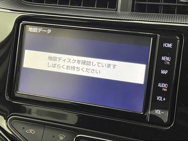 トヨタ アクア S スタイルブラック 宮城県 2018(平30)年 5.3万km ホワイトパールクリスタルシャイン トヨタセーフティセンス/・プリクラッシュセーフティ/・レーンディパーチャーアラート/・オートハイビーム/・クリアランスソナー/純正SDナビ/・CD.DVD.SD.BT/フルセグTV/バックモニター/純正ドライブレコーダー/ビルトインETC/プッシュスタート/スマートキー2個/アイドリングストップ/横滑り防止装置/純正フロアマット/ステアリングスイッチ