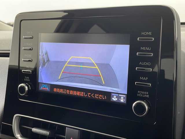 トヨタ アクア X 新潟県 2022(令4)年 4.4万km プラチナホワイトパールマイカ ディスプレイオーディオ＋ナビキット/バックカメラ/ステアリングリモコン/トヨタセーフティセンス/・プリクラッシュセーフティ/・レーダークルーズコントロール/・レーンキープアシスト/・オートマチックハイビーム/LEDオートライト/ビルトインETC/プッシュスタート/スマートキー/純正フロアマット