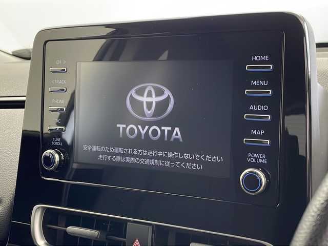 トヨタ アクア X 新潟県 2022(令4)年 4.4万km プラチナホワイトパールマイカ ディスプレイオーディオ＋ナビキット/バックカメラ/ステアリングリモコン/トヨタセーフティセンス/・プリクラッシュセーフティ/・レーダークルーズコントロール/・レーンキープアシスト/・オートマチックハイビーム/LEDオートライト/ビルトインETC/プッシュスタート/スマートキー/純正フロアマット