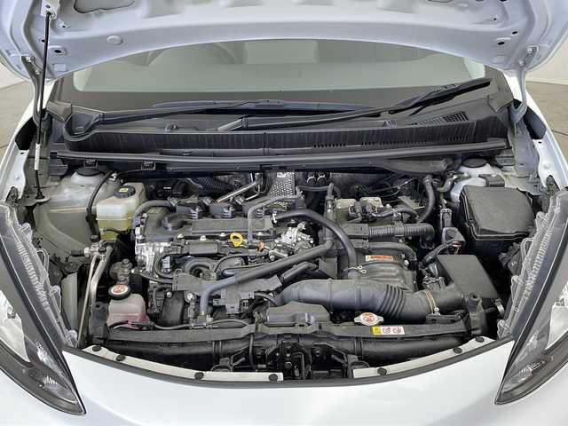 トヨタ アクア X 新潟県 2022(令4)年 4.4万km プラチナホワイトパールマイカ ディスプレイオーディオ＋ナビキット/バックカメラ/ステアリングリモコン/トヨタセーフティセンス/・プリクラッシュセーフティ/・レーダークルーズコントロール/・レーンキープアシスト/・オートマチックハイビーム/LEDオートライト/ビルトインETC/プッシュスタート/スマートキー/純正フロアマット