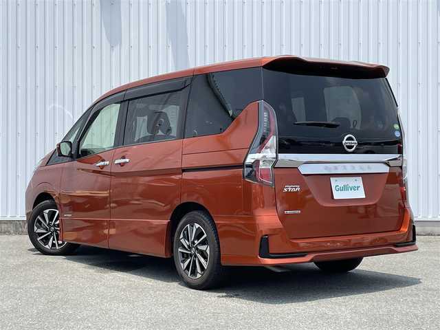 日産 セレナ ハイウェイスター 福岡県 2019(令1)年 1.2万km オレンジ プロパイロット搭載車/エマージェンシーブレーキ/側方支援/レーンキープアシスト/BSM/純正10インチナビ/（CD/DVD/SD/BT/USB/FM/AM）/フルセグTV/アラウンドビューモニター/フリップダウンモニター/ドラレコ前後2個付き/・純正が前方のみ/・社外が前後/両側パワースライド/ハンズフリースライドドア/電動パーキング/社外マット/純正アルミホイール/ドアバイザー/プッシュスタート/スペアキー1本/取説/カラーコード　EBL