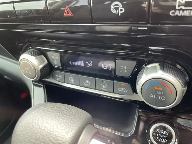 日産 セレナ ハイウェイスター 福岡県 2019(令1)年 1.2万km オレンジ プロパイロット搭載車/エマージェンシーブレーキ/側方支援/レーンキープアシスト/BSM/純正10インチナビ/（CD/DVD/SD/BT/USB/FM/AM）/フルセグTV/アラウンドビューモニター/フリップダウンモニター/ドラレコ前後2個付き/・純正が前方のみ/・社外が前後/両側パワースライド/ハンズフリースライドドア/電動パーキング/社外マット/純正アルミホイール/ドアバイザー/プッシュスタート/スペアキー1本/取説/カラーコード　EBL
