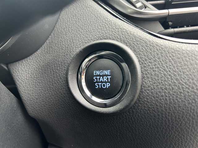 トヨタ Ｃ－ＨＲ G－T モード ネロ セーフティプラス 道東・釧路十勝 2023(令5)年 3万km ブラックマイカ ４WD/Toyota safety sence/寒冷地仕様/純正オーディオ/（BT/AM/FM）/全方位カメラ/クルーズコントロール（追従）/純正エンジンスターター/スマートキー/プッシュスタート/MTモード付AT/前後コーナーセンサー/レーンキープアシスト/ドライブレコーダー/純正フロアマット/革巻きステアリング/ステアリングスイッチ/オートライト/横滑り防止装置/純正AW夏タイヤ/社外AW冬タイヤ積込/ハーフレザーシート/保証書/取扱説明書/記録簿