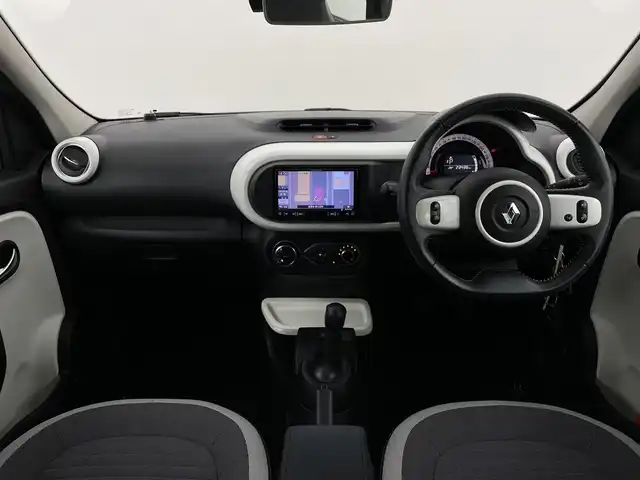 ルノー トゥインゴ インテンス キャンバストップ 新潟県 2018(平30)年 2.4万km 黄 ワンオーナー/キャンバストップ/メモリーナビ/(AVIC-RZ801)/フルセグTV/bluetooth/ＬＥＤ/フォグ/ＥＴＣ/キーレス/スペアキー/リアスポイラー/革巻ステアリング/クルーズコントロール/リミットコントロール/スタッドレス積込/保証書＆整備手帳＆取説