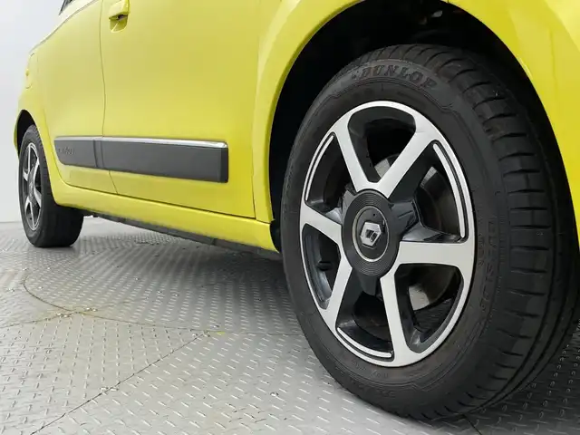 ルノー トゥインゴ インテンス キャンバストップ 新潟県 2018(平30)年 2.4万km 黄 ワンオーナー/キャンバストップ/メモリーナビ/(AVIC-RZ801)/フルセグTV/bluetooth/ＬＥＤ/フォグ/ＥＴＣ/キーレス/スペアキー/リアスポイラー/革巻ステアリング/クルーズコントロール/リミットコントロール/スタッドレス積込/保証書＆整備手帳＆取説