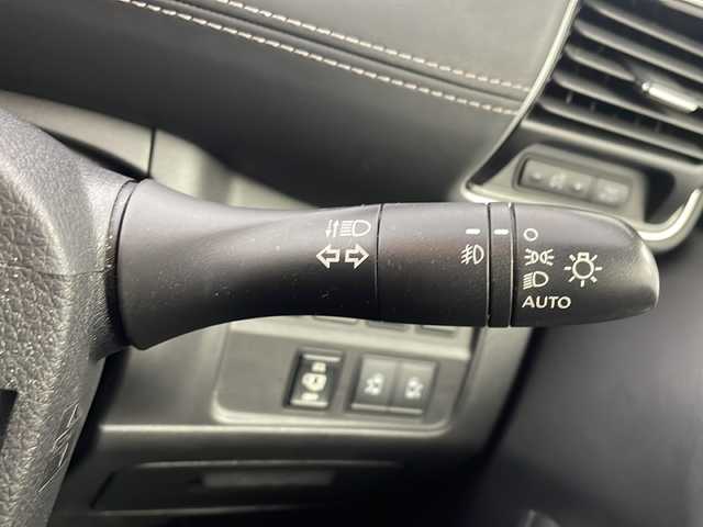 日産 セレナ ハイウェイスター プロパイロットED 新潟県 2016(平28)年 11.6万km インペリアルアンバーP 　ワンオーナー/　メモリナビ/　フルセグテレビ/Bluetooth/　バックカメラ/　ウィンカーミラー/　レーダークルーズコントロール/　プッシュスタート/　両側パワースライドドア/　ETC/　HID/　オートライト/　プロパイロット/　アイドリングストップ/　電動格納ミラー