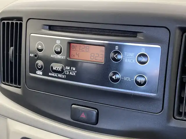 スバル プレオ プラス F 新潟県 2016(平28)年 0.6万km ライトローズマイカメタリック CD　/新品冬タイヤAW車載（WM02）　/アイドリングストップ　/純正フロアマット　/ヘッドライトレベライザー　/保証書　/取扱説明書　/ハロゲンライト　/スペアキー　