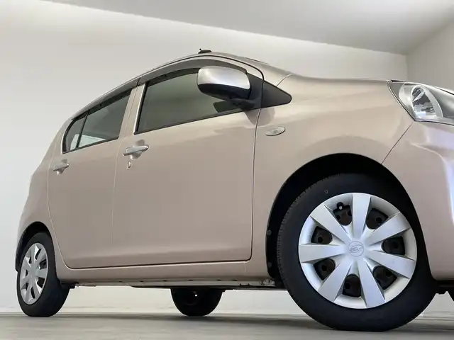 スバル プレオ プラス F 新潟県 2016(平28)年 0.6万km ライトローズマイカメタリック CD　/新品冬タイヤAW車載（WM02）　/アイドリングストップ　/純正フロアマット　/ヘッドライトレベライザー　/保証書　/取扱説明書　/ハロゲンライト　/スペアキー　