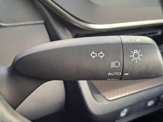 トヨタ プリウス Z 大阪府 2024(令6)年 1万km プラチナホワイトパールマイカ /禁煙車//ワンオーナー//全方位カメラ//純正ナビ//BT/FM/AM/フルセグテレビ/AC100V/USB/Miracast//前後コーナーセンサー//デジタルインナーミラー//前席シートヒーター・エアシート//D席メモリー付きパワーシート//ステアリングヒーター//パワーバックドア//オートハイビーム//純正アルミホイール19インチ//BSM//ACC//保証書//スペアキー