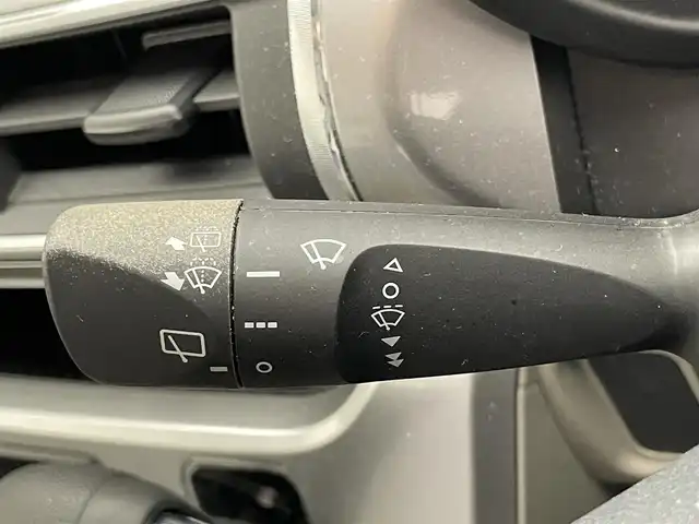 ダイハツ キャスト スタイル X SAⅡ 愛知県 2016(平28)年 5.8万km パールホワイトⅢ 社外メモリナビ　スマアシII　ＴＶ　禁煙　ＤＶＤ　ＣＤ　衝突軽減　車線逸脱　誤発進抑制装置　オートライト　純正フロアマット　アイドリングストップ　プッシュスタート　スマートキー　電格ミラー　ドアバイザー