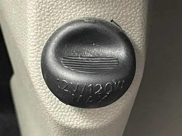 ダイハツ キャスト スタイル X SAⅡ 愛知県 2016(平28)年 5.8万km パールホワイトⅢ 社外メモリナビ　スマアシII　ＴＶ　禁煙　ＤＶＤ　ＣＤ　衝突軽減　車線逸脱　誤発進抑制装置　オートライト　純正フロアマット　アイドリングストップ　プッシュスタート　スマートキー　電格ミラー　ドアバイザー