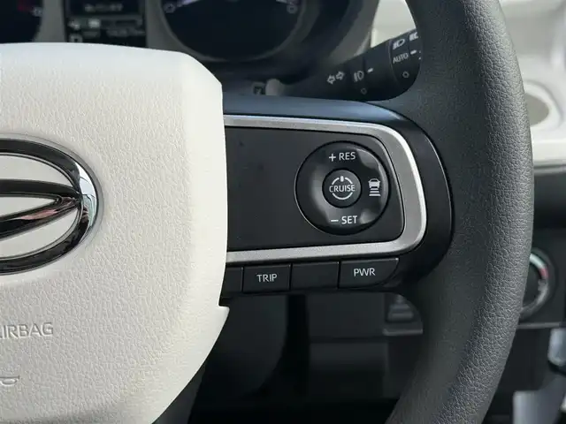 ダイハツ ムーヴ キャンバス ストライプス G ターボ 東京都 2023(令5)年 1.5万km シャイニングホワイトパール/スムーズグレーマイカメタリック スマートアシスト/・衝突回避支援ブレーキ/・衝突警報/・誤発進抑制制御/・車線逸脱警報/・路外逸脱警報/・ふらつき警報/・オートハイビーム/・アダプティブクルーズコントロール/純正ナビ/（CD/DVD/USB/フルセグTV）/・パノラマモニター/両側電動スライド/シートヒーター（運転席/助手席）/プッシュスタート/ＬＥＤヘッドライト　/フォグランプ/純正フロアマット/スマートキー/取扱説明書