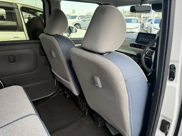 ダイハツ ムーヴ キャンバス ストライプス G ターボ 東京都 2023(令5)年 1.5万km シャイニングホワイトパール/スムーズグレーマイカメタリック スマートアシスト/・衝突回避支援ブレーキ/・衝突警報/・誤発進抑制制御/・車線逸脱警報/・路外逸脱警報/・ふらつき警報/・オートハイビーム/・アダプティブクルーズコントロール/純正ナビ/（CD/DVD/USB/フルセグTV）/・パノラマモニター/両側電動スライド/シートヒーター（運転席/助手席）/プッシュスタート/ＬＥＤヘッドライト　/フォグランプ/純正フロアマット/スマートキー/取扱説明書