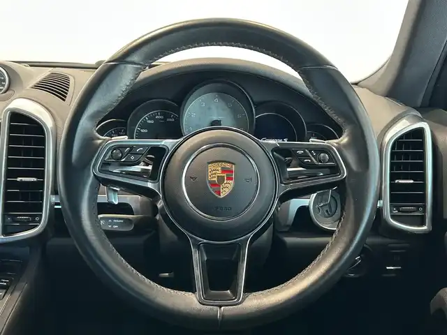 ポルシェ カイエン 愛知県 2015(平27)年 4.9万km ジェットブラック パワステプラス/PSM/レーンディパーチャー/レーンチェンジ/パークアシスト/ソフトクローズドア/BOSEスピーカー/ETC/パワーバックドア