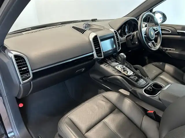 ポルシェ カイエン 愛知県 2015(平27)年 4.9万km ジェットブラック パワステプラス/PSM/レーンディパーチャー/レーンチェンジ/パークアシスト/ソフトクローズドア/BOSEスピーカー/ETC/パワーバックドア