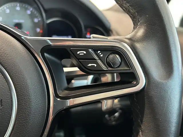 ポルシェ カイエン 愛知県 2015(平27)年 4.9万km ジェットブラック パワステプラス/PSM/レーンディパーチャー/レーンチェンジ/パークアシスト/ソフトクローズドア/BOSEスピーカー/ETC/パワーバックドア