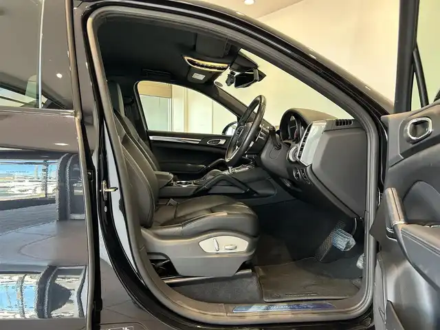 ポルシェ カイエン 愛知県 2015(平27)年 4.9万km ジェットブラック パワステプラス/PSM/レーンディパーチャー/レーンチェンジ/パークアシスト/ソフトクローズドア/BOSEスピーカー/ETC/パワーバックドア