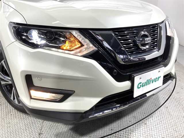 日産 エクストレイル 20Xi 大阪府 2018(平30)年 2.8万km ブリリアントホワイトパール 純正ナビ（ＤＶＤ再生／Ｂｌｕｅｔｏｏｔｈ／フルセグ）　全方位カメラ　レーダークルコン　衝突軽減Ｂ　ＥＴＣ　コーナーセンサー　レーンアシスト　ＬＥＤヘッドライト　禁煙車　純正アルミ　電動リアゲート