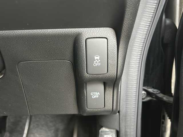 ホンダ Ｎ ＢＯＸ カスタム ターボ SSパッケージ 静岡県 2014(平26)年 5.7万km プレミアムゴールドパープルパール 【主要装備】/純正ナビ　/バックカメラ　/ＥＴＣ　/両側パワースライドドア　/Ｂｌｕｅｔｏｏｔｈ接続　/クルーズコントロール　/プッシュスタート　/スマートキー　/ステアリングスイッチ　/純正１５インチアルミホイール　/衝突軽減ブレーキ