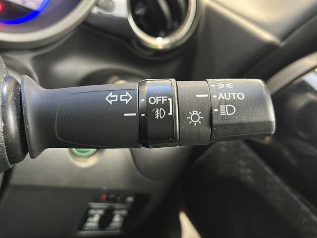 ホンダ Ｎ ＢＯＸ カスタム ターボ SSパッケージ 静岡県 2014(平26)年 5.7万km プレミアムゴールドパープルパール 【主要装備】/純正ナビ　/バックカメラ　/ＥＴＣ　/両側パワースライドドア　/Ｂｌｕｅｔｏｏｔｈ接続　/クルーズコントロール　/プッシュスタート　/スマートキー　/ステアリングスイッチ　/純正１５インチアルミホイール　/衝突軽減ブレーキ
