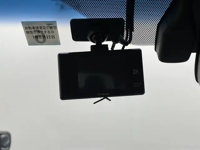 トヨタ ランドクルーザー プラド TX Lパッケージ 岡山県 2022(令4)年 3.2万km ブラック 純正９インチナビ　/（CD/DVD/BT/フルセグTV）/サンルーフ　/エアロ　/衝突軽減ブレーキ　/レーダークルーズコントロール　/ビルトインＥＴＣ２．０　/バックカメラ　/シートヒーター　/エアシート　/フルセグＴＶ　/Ｂｌｕｅｔｏｏｔｈ　/オートライト/スマートキー/スペアキー/保証書/取り扱い説明書