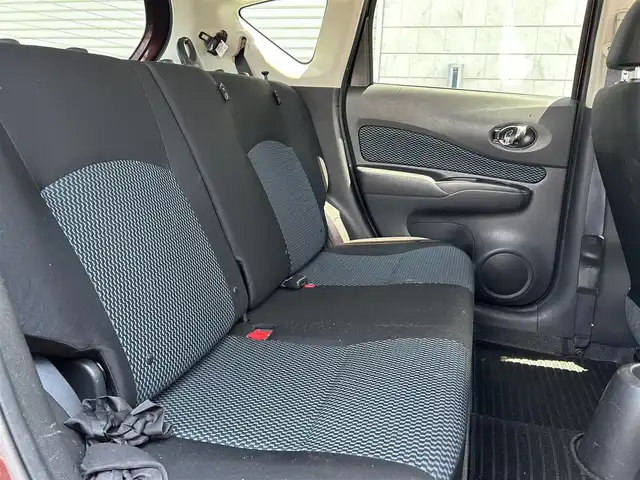 日産 ノート X DIG－S 新潟県 2016(平28)年 7万km フランボワーズレッド 社外ナビ（AVN133MRC）/ETC/衝突軽減システム/ABS/レーンキープアシスト/社外フロアマット/スタッドレスタイヤ付き