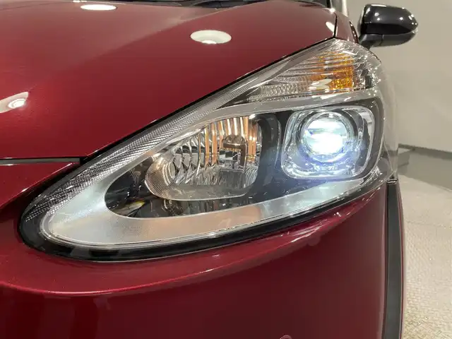 トヨタ シエンタ ファンベースG 愛知県 2022(令4)年 3.5万km センシュアルレッドマイカ 純正９インチナビ/両側パワースライドドア/プリクラッシュセーフティ/クリアランスソナー/レーンディパーチャーアラート/先行車発進告知/バックカメラ/前後ドライブレコーダー/ビルトインETC/アクセサリーソケット/ＬＥＤヘッドライト/純正ゴムフロアマット/ISOFIX