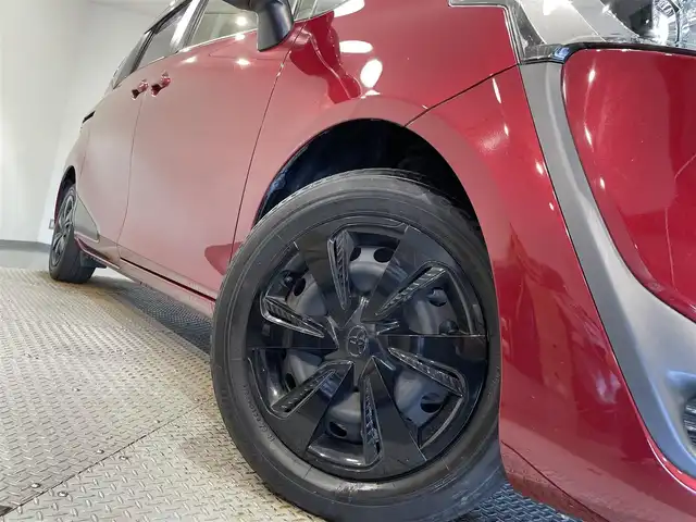 トヨタ シエンタ ファンベースG 愛知県 2022(令4)年 3.5万km センシュアルレッドマイカ 純正９インチナビ/両側パワースライドドア/プリクラッシュセーフティ/クリアランスソナー/レーンディパーチャーアラート/先行車発進告知/バックカメラ/前後ドライブレコーダー/ビルトインETC/アクセサリーソケット/ＬＥＤヘッドライト/純正ゴムフロアマット/ISOFIX