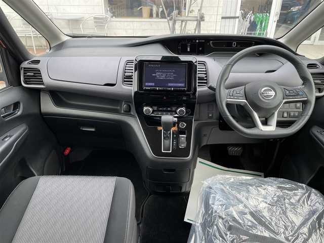 日産 セレナ ハイウェイスター V 石川県 2021(令3)年 3.1万km ワインⅡ ワンオーナー/社外8型ナビ/CD/DVD/フルセグTV/アラウンドビューモニター/LEDヘッドライト/プロパイロット/フリップダウンモニター/アルミホイール/インテリキー/プッシュスタート/電動ミラー/ドライブレコーダー/ETC/保証書