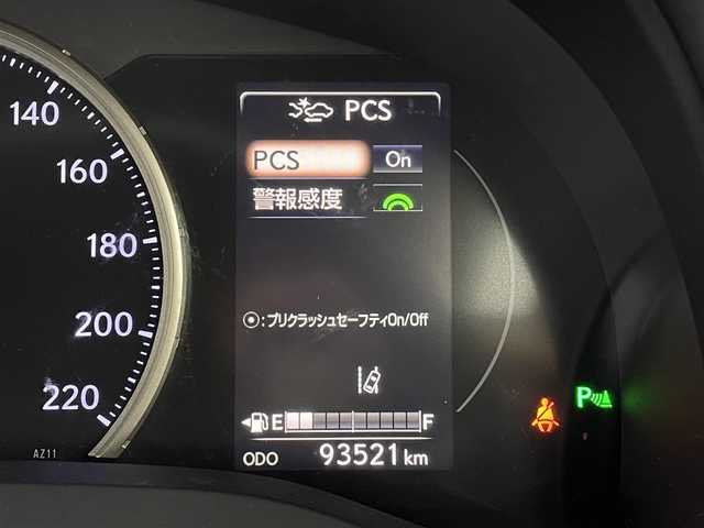 レクサス ＣＴ 200h ブラックシークエンス 群馬県 2018(平30)年 9.4万km ソニッククォーツ ブラックシークエンス特別装備/・215/45R17タイヤ＆アルミホイール/　（特別仕様車専用ブラック塗装＆ブラックナット）/・オート電動格納式ドアミラー/　（広角、自動防げん、リバース連動チルトダウン、メモリー、ヒーター付き）/・サスペンション/　（専用スポーツチューニング）/・クリアランスソナー＆バックソナー/―――――――――――/純正10.3インチSDナビ/（フルセグTV/BT/CD/DVD/SD/USB/AUX/AM/FM）/バックカメラ/前席パワーシート/前席シートヒーター/ハーフレザーシート/運転席シートメモリー/レクサスセーフティシステムプラス/・プリクラッシュセーフティ/・レーンディパーチャーアラート/・オートマチックハイビーム/・レーダークルーズコントロール/ビルトインETC2.0/LEDヘッドライト/ステアリングスイッチ/パドルシフト/プッシュスタート/スマートキー