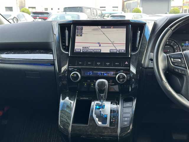 トヨタ ヴェルファイア Z 三重県 2016(平28)年 8.1万km ホワイトパールクリスタルシャイン ♪車検R9年3月30日/♪モデリスタ(エアロ/グリル/マフラー)/♪純正メーカーナビ/・フルセグ・Bluetooth・DVD再生・CD録音/♪バックカメラ/♪純正フリップダウンモニター/♪デジタルインナーミラー（ドライブレコーダー付）/♪両側パワースライドドア/♪スマートキー/♪プッシュスタート/♪LEDヘッドライト/♪LEDフォグライト /♪オートライト/♪クリアランスソナー/♪オートブレーキホールド/♪レザー調シートカバー/♪革巻きステアリング/♪ステアリングスイッチ/♪ビルトインETC/♪サイド・カーテン・ニーエアバック/♪横滑り防止機能/♪nanoe/♪プライバシーガラス/♪ドアバイザー/♪フロアマット