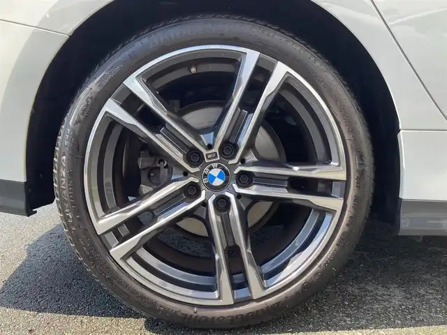 ＢＭＷ ２１８ｉ グランクーペ Mスポーツ 静岡県 2020(令2)年 2万km アルピンホワイトⅢ 純正HDDナビ/　AM FM Bluetooth USB Spotify/ETC/LEDオートヘッドランプ/レーダークルーズコントロール/ブラックレザーシート/パワーシート(前席)/シートヒーター(前席)/前後クリアランスソナー/純正18インチアルミホイール/スマートキー2本/パーキングアシスト/アイドリングストップ/ワンオーナー/バックカメラ/前後方ドライブレコーダー