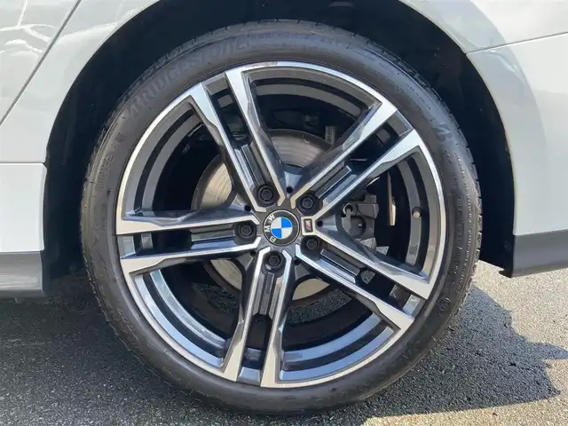 ＢＭＷ ２１８ｉ グランクーペ Mスポーツ 静岡県 2020(令2)年 2万km アルピンホワイトⅢ 純正HDDナビ/　AM FM Bluetooth USB Spotify/ETC/LEDオートヘッドランプ/レーダークルーズコントロール/ブラックレザーシート/パワーシート(前席)/シートヒーター(前席)/前後クリアランスソナー/純正18インチアルミホイール/スマートキー2本/パーキングアシスト/アイドリングストップ/ワンオーナー/バックカメラ/前後方ドライブレコーダー