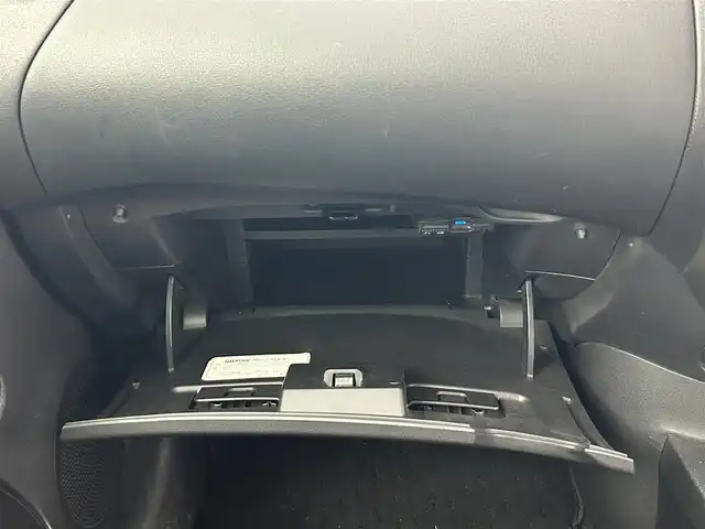 日産 ノート X DIG－S Vセレ +セーフ 熊本県 2015(平27)年 4.6万km シャイニングブルー 社外SDナビCN-RS01WD/Bluetooth接続/フルセグTV/全方位カメラ/ETC/前方ドライブレコーダー/衝突被害軽減システム/レーンキープアシスト/アイドリングストップ/横滑り防止/前後クリアランスソナー/純正15インチアルミホイール/サイドバイザー/フォグランプ/オートライト/純正フロアマット/取扱説明書/保証書
