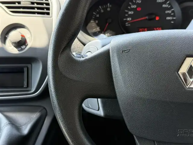 ルノー カングー アクティフ 静岡県 2015(平27)年 6.5万km 赤 両側スライドドア/社外ナビ/・CD/・Bluetooth/・ワンセグTV/キーレスキー/純正フロアマット/純正15インチアルミホイール/HIDヘッドライト