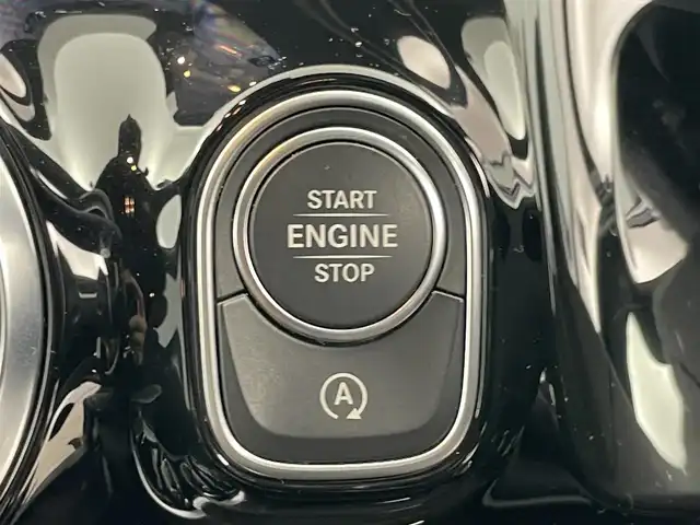 メルセデス・ベンツ Ｂ１８０ 愛知県 2021(令3)年 2.5万km ポーラホワイト ・18インチAMGアルミ/・革巻ステアリング/・マルチビームLEDヘッドライト/・アダプティブハイビームアシストプラス/・アクティブブレーキアシスト/・アクティブディスタンスアシスト・ディストロニック/・ブラインドスポットアシスト/・レーンキーピングアシスト/・アクティブステアリングアシスト/・ハーフレザーシート/・10.25インチディスプレイ/・フルセグTV/・メモリー付パワーシート（前席）/・シートヒーター （前席）/・パワーバックドア/・純正ドライブレコーダー/・ETC